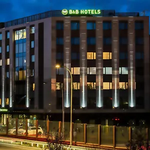 Hotel V, Warschau