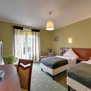 ** Hotel Belweder - Przy Golebiewski Polonia